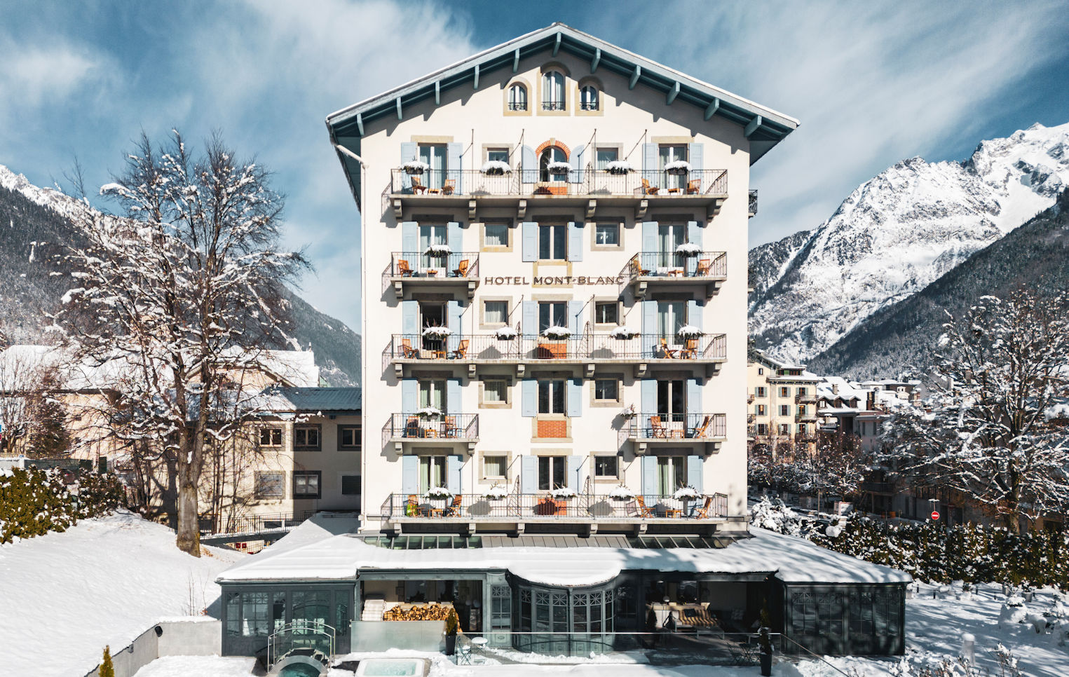 Hotel in Winter